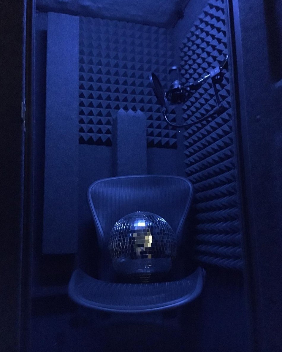 RootStudios's tweet image. It&apos;s a party in the sound booth. #ROOTmotion