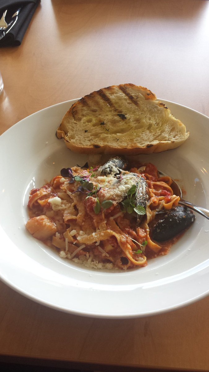 Great lunch <a href="/dufferslounge/">Duffers Restaurant</a>  Seafood pasta. Fresh pasta delicious