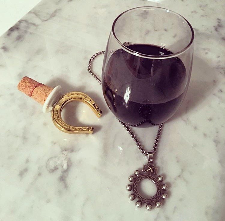 BrotherWolfusa's tweet photo. Wonder what the weekend will bring...cheers! https://t.co/qog6vjtwib