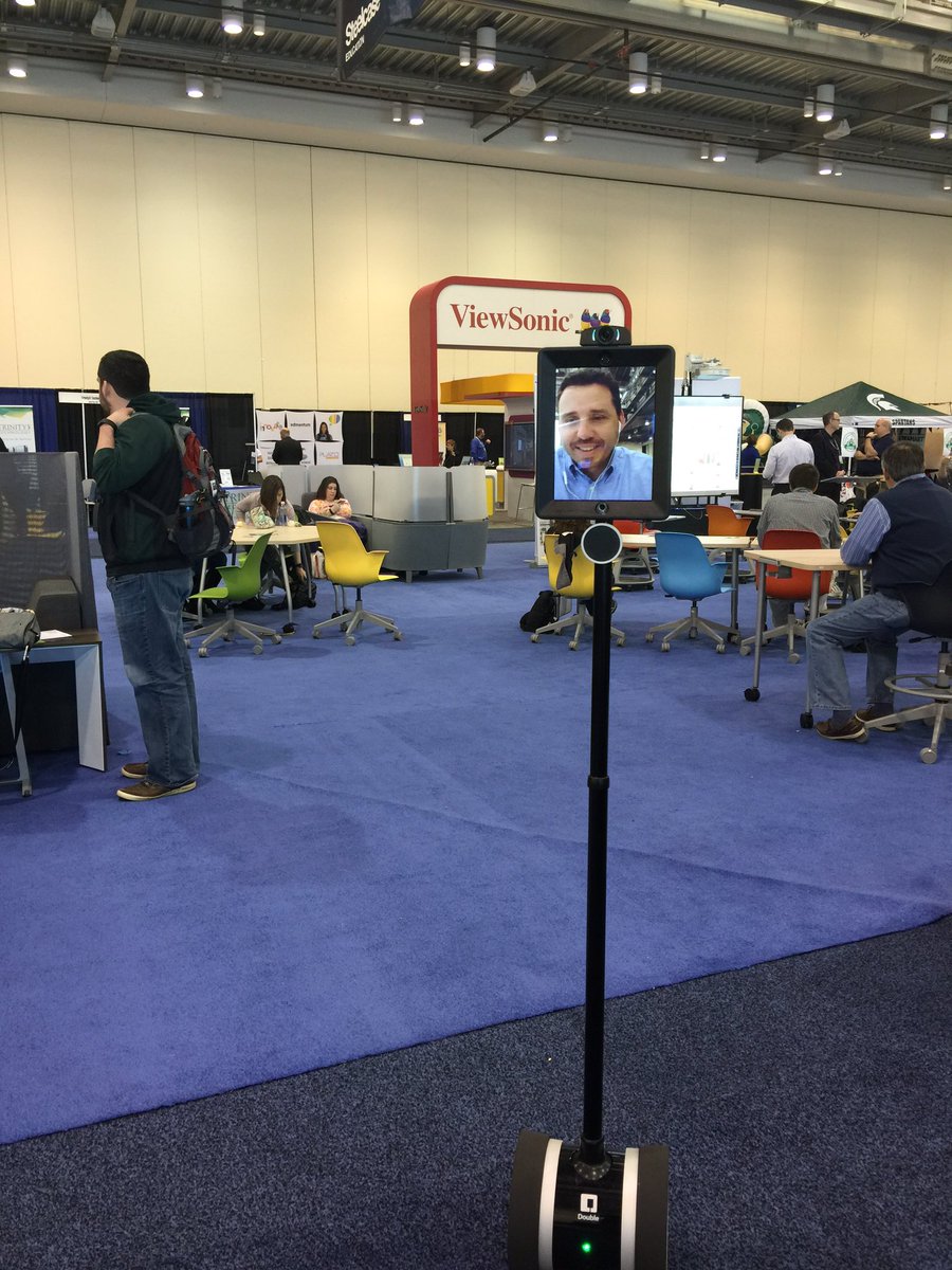 AngelinaZeller's tweet photo. New ways to experience #macul16 SUPER Awesome! @remcsave π #remcpow https://t.co/E9Z1YU8d8N