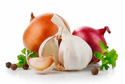 AlimentsVcancer's tweet photo. Ail et oignon : émincés, ils libèrent des molécules permettant de lutter contre les #cancers du système digestif https://t.co/K3N6IAGQlL