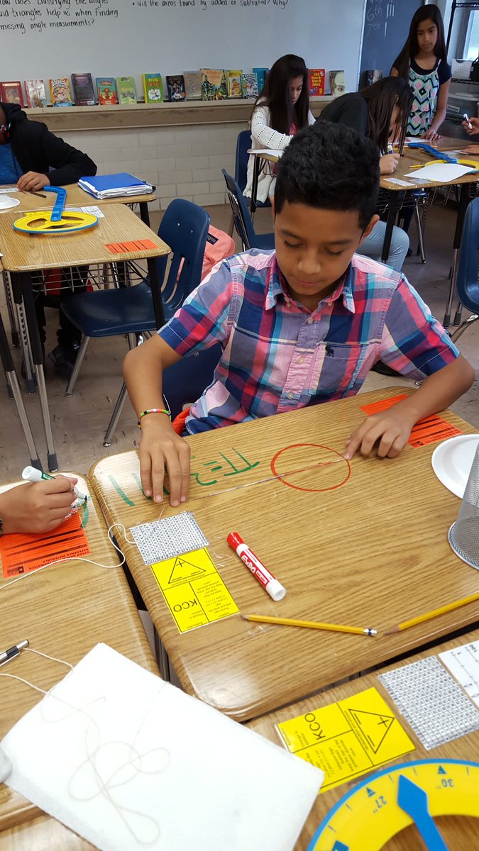 faynna's tweet photo. @TravisTerriers 6th grades getting an early introduction to circumference #pidiscovery #PiDay https://t.co/n1awTOFYMd