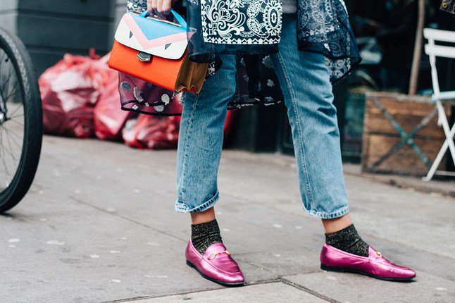 BritishVogue's tweet photo. How to upgrade your wardrobe this spring: https://t.co/2NimYbpWov https://t.co/7G0XE35I3z