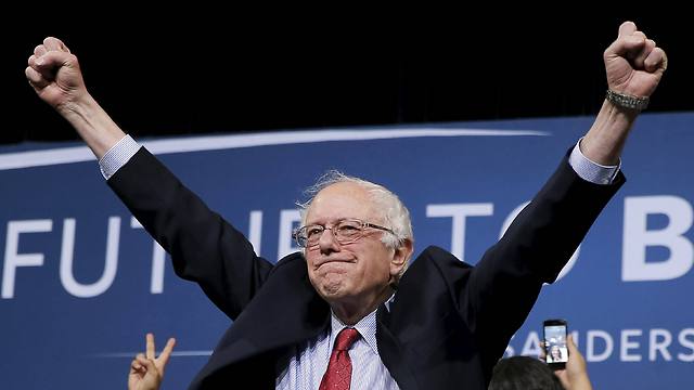 israelweekly's tweet photo. Sanders keeps his Judaism in the background, irking US Jews https://t.co/17pusVQgSB #israelweekly https://t.co/aWRZiV8HXk