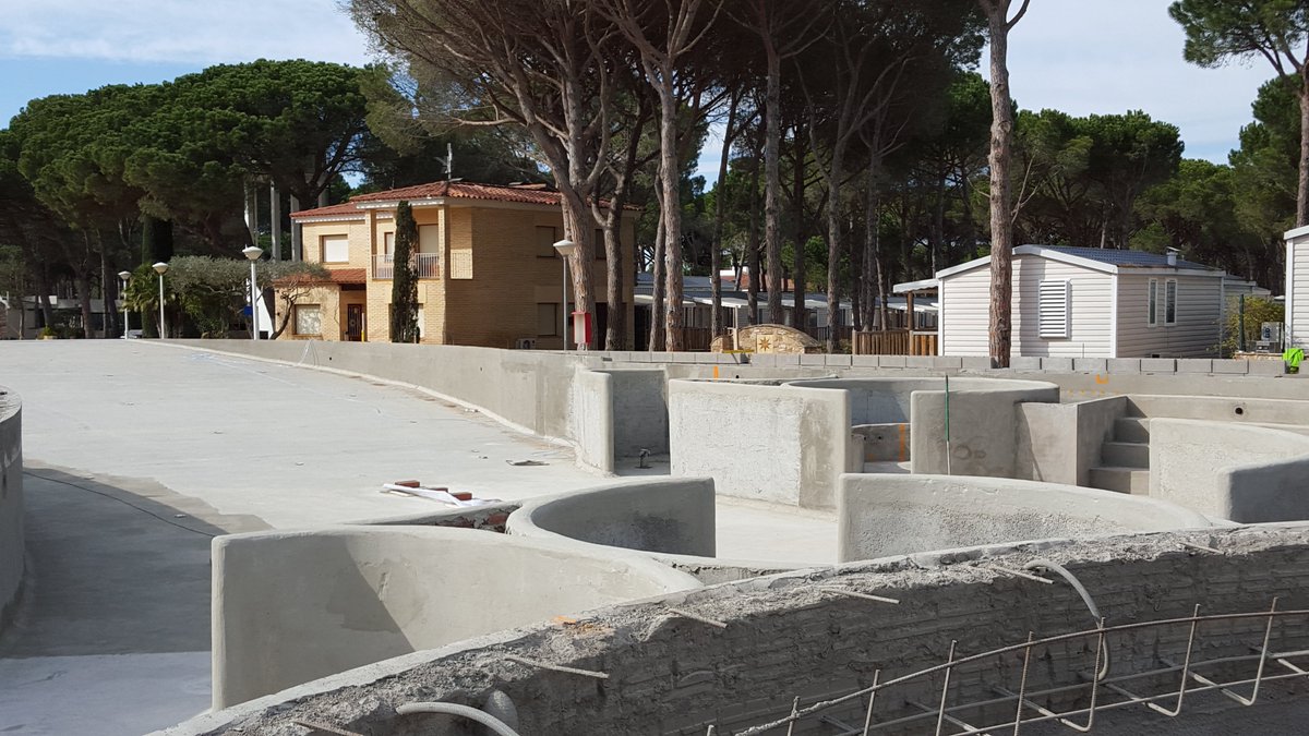 Update Waterpark <a href="/CypselaResort/">Cypsela Resort</a>. Will you enjoy the jacuzzi this summer? #cypsela #campingsandaya #costabrava