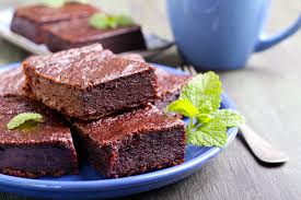 TODAY at @Baby_Sheldons:
A cup of Coffee/Tea: £1.50. Incl a Brownie: £3.50. 
11am-5pm on Saturdays. Quote “Rioja”.