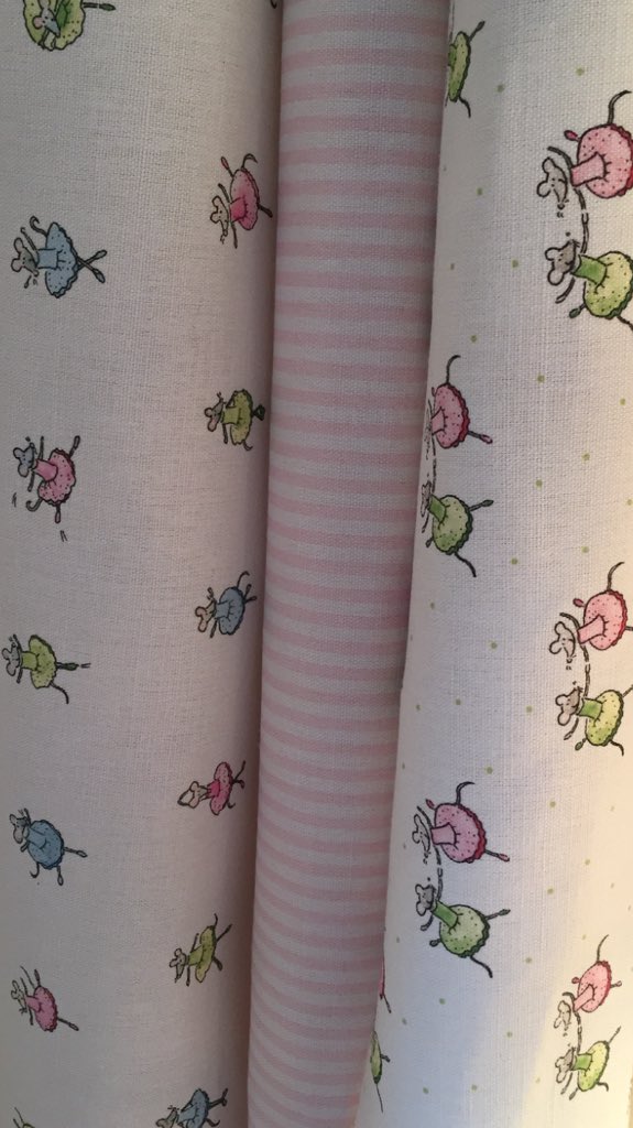shutterblue's tweet photo. A lovely roman blind in Twice as Mice fabric from #shutterblue #fabricdesign #linen #home #interiors #fabric https://t.co/r064e1eFnv