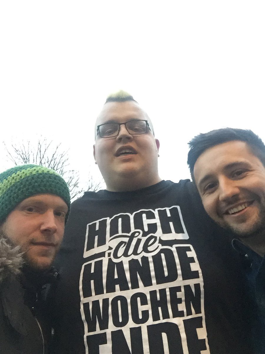 RaabBenji's tweet photo. Hans am Rastplatz #hansentertaiment #kevin https://t.co/fAUbWSNZWf