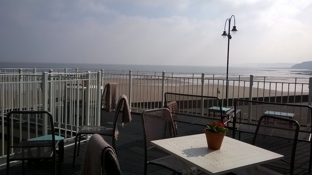 theseastrand's tweet photo. See you tomorrow for #crackingcoffee #hot chocolate #icecream? You can sit there if you like! #Scarborough https://t.co/VMXsN6Rs0d