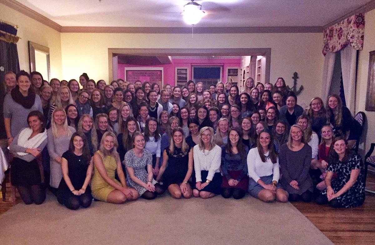 Omega-Wisconsin was recognized as a 'Backyard Hero' for helping the WI Council of the Blind! #Proud <a href="/DeltaGamma103/">Delta Gamma | UW</a>