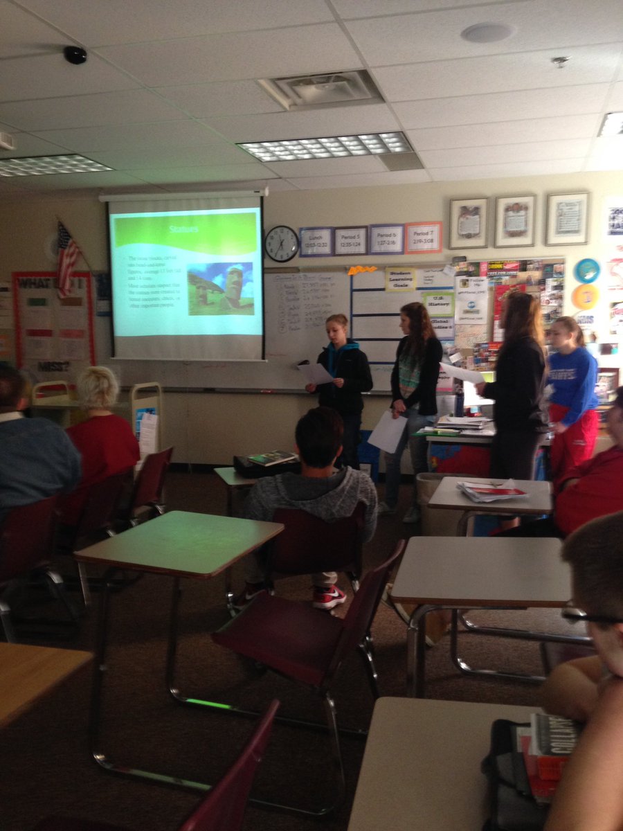 MrPSocial_KMS's tweet photo. We are sharing #EasterIsland research today in #Soc12 #collapsebook https://t.co/Fa2wQY4aTg