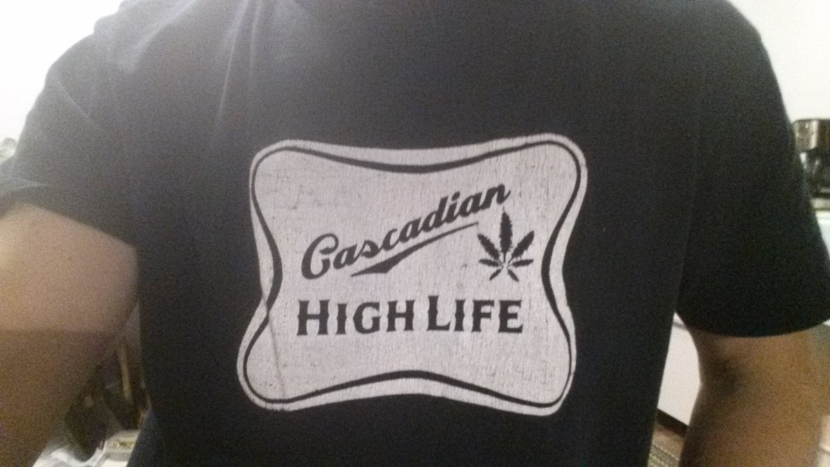 RustedTees's tweet photo. #CascadianHighLife
#RustedTees https://t.co/hqWGDzdFiJ