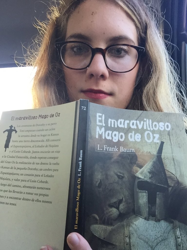 bluuuesoul's tweet photo. ¿Qué tal vais con la #Lcmago? A mí me está gustando mucho, no me lo esperaba así 😊😊 https://t.co/UJlHnfO8Io