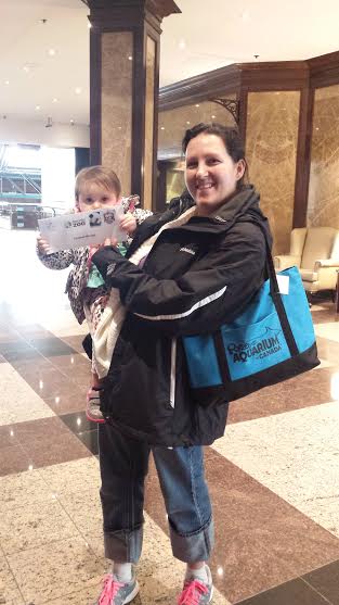 DeltaTO_East's tweet photo. Our Lucky Winner of @TheTorontoZoo Passes! Hope you enjoy the tickets! #BonanzaDTE2016 #DTE #MarchBreak https://t.co/z80CUMAtQg