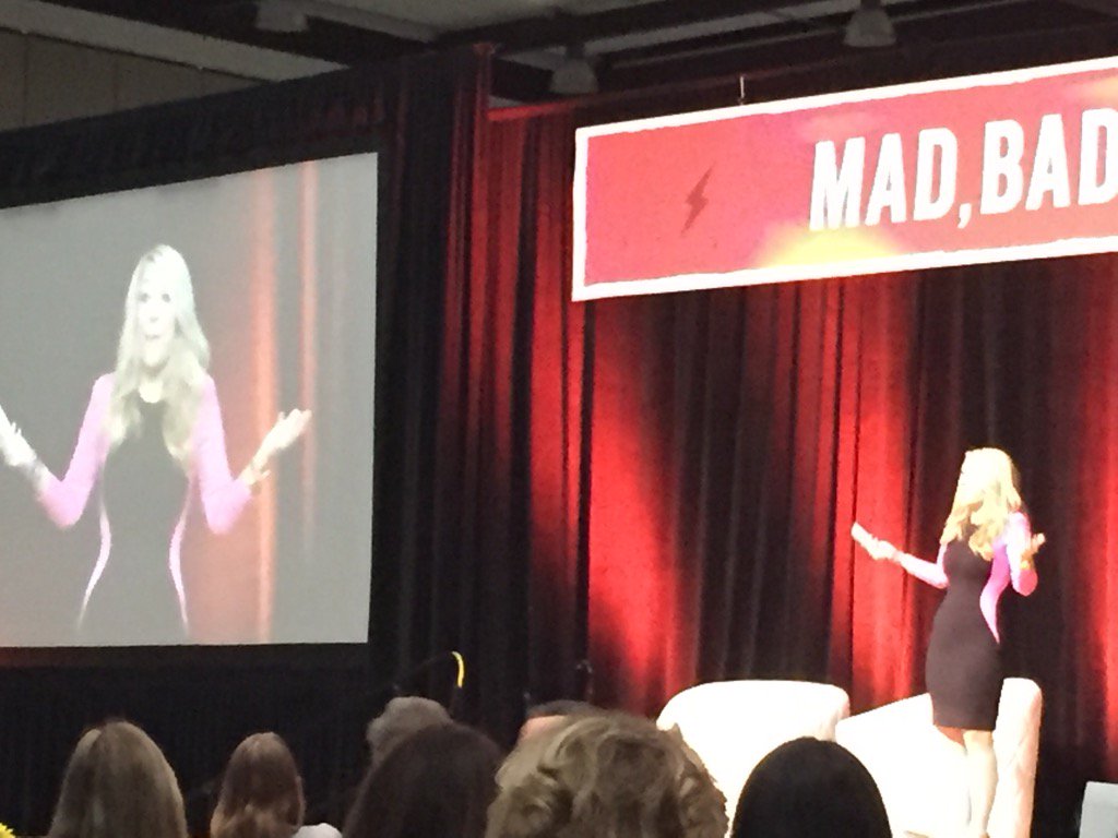 CoinCrafter4's tweet photo. #lorigreiner #sheshark hits the stage in #chatown @getyourMBD @SharkTankABC https://t.co/NorfpbCZPd