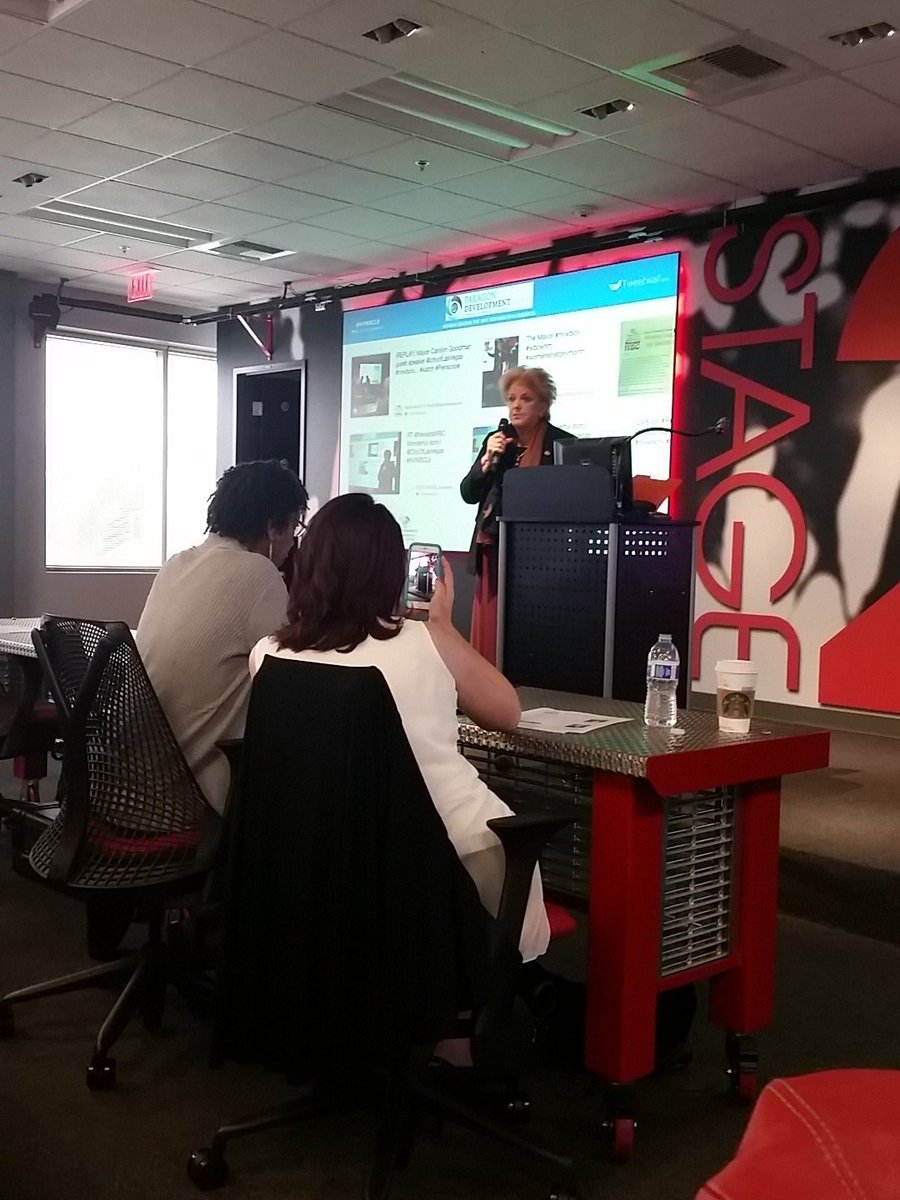 Leannanwbc's tweet photo. The honorable Mayor of Las Vegas,  Mayor Carolyn Goodman  #nvwbclv https://t.co/oyZaaMurRq