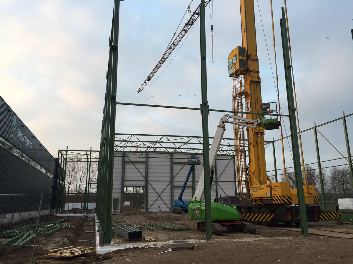 Aandacht door de opdrachtgever voor het "hoogste punt" bij de nieuwbouw van #Sekisui Europe #Almelo