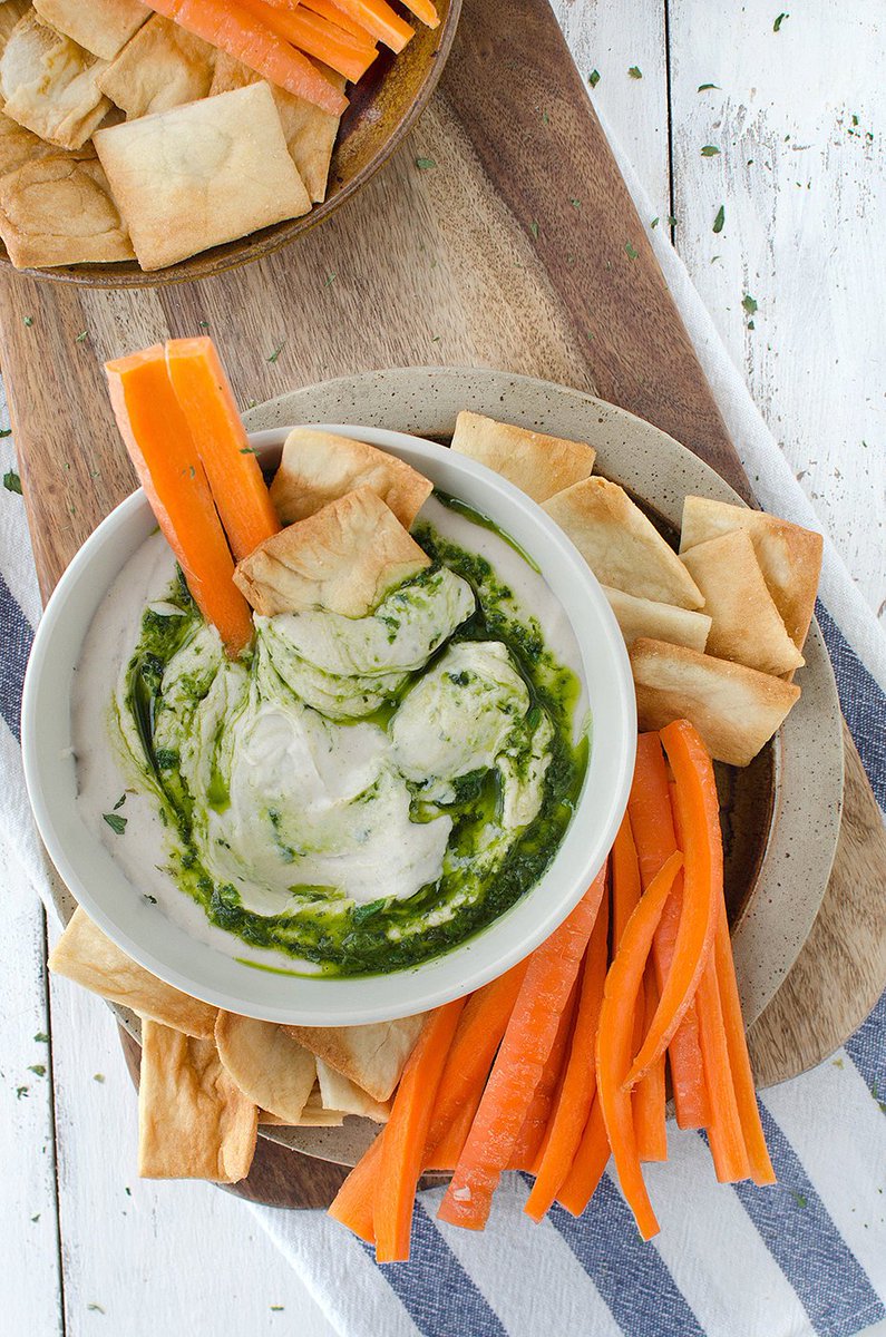 emdailyfithit's tweet photo. This Twist on Hummus Has Even More Protein Than the Traditional  https://t.co/HbDhTbjwGa https://t.co/yGNNly54vb