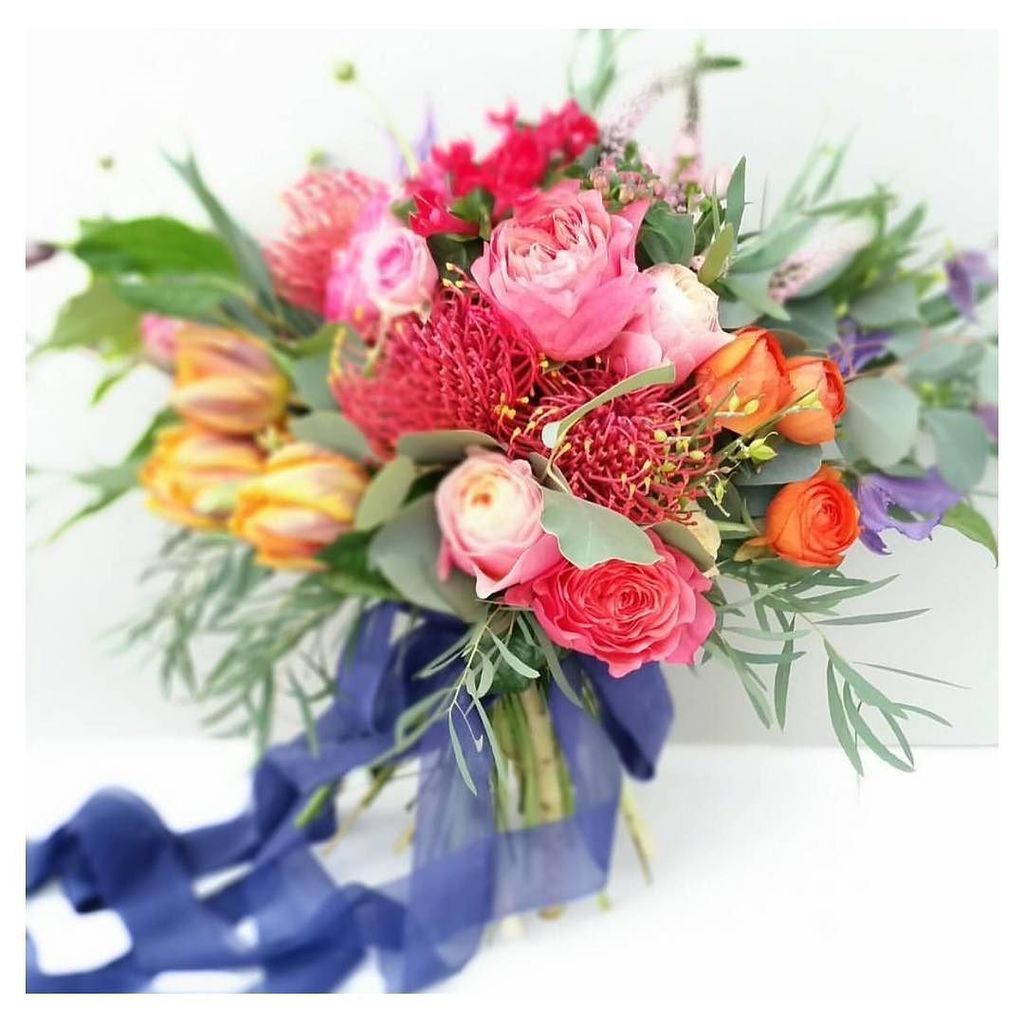 Just look at this beauty by @nortonflowers tied with my #silkribbon - stunning! 💕 #silkrib… ift.tt/1LWYWYE