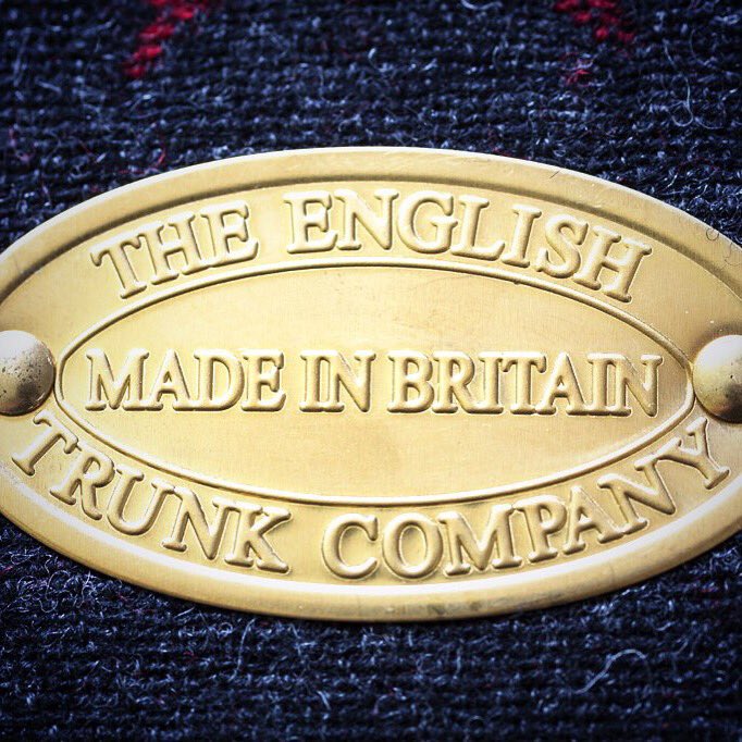 EnglishTrunkCo's tweet photo. 100% MADE IN BRITAIN 🇬🇧🇬🇧 #madeinbritain #interiors #bestofbritish #home #style https://t.co/DbwlqVlGsu