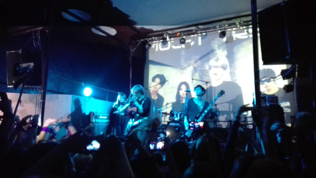 jimminzzz's tweet photo. Сегодня лучший день в моей жизни <3
#violet_tree #minsk https://t.co/SMvHgIZNxG