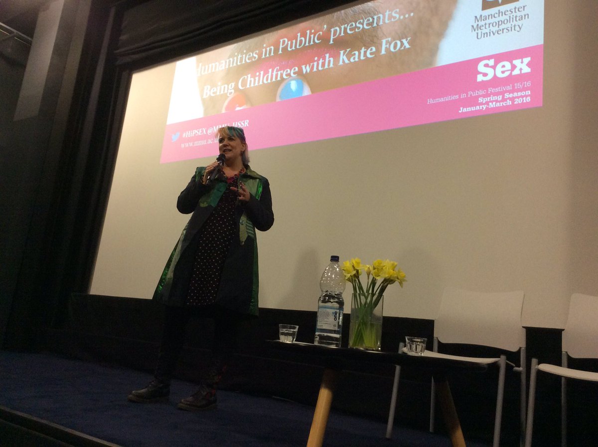 mmu_RAH's tweet photo. The brilliant @katefoxwriter has taken to the stage & is talking on her use of comedy to explore #Childfree #HiPSEX https://t.co/S4e3TUwhfC