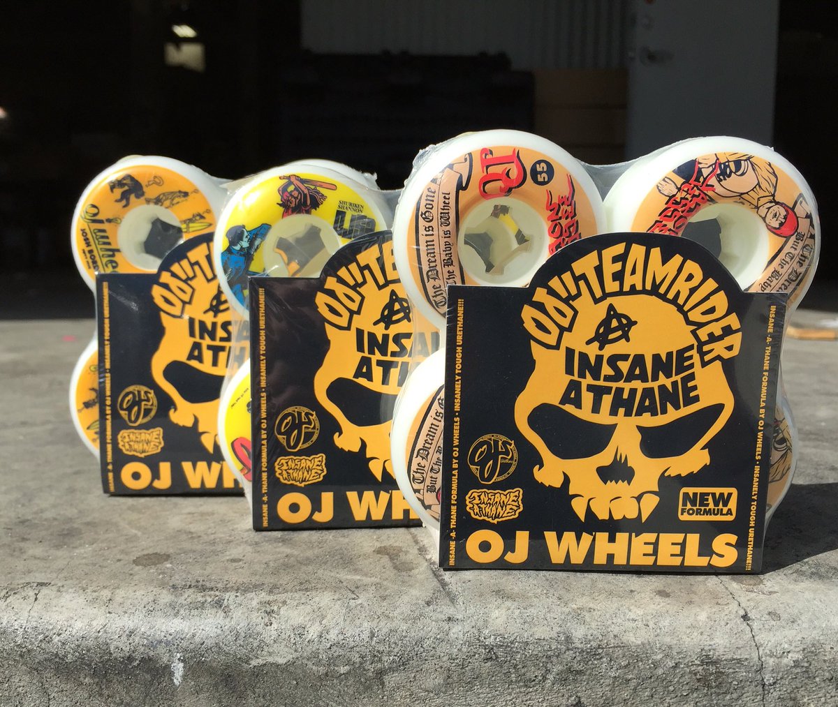 OJWHEELS's tweet photo. 👉#InsaneAthane #PrOJs 👈

InsaneAThane is insanely tough urethane &amp; our most durable yet. 💪

#FuckWithTheJuice https://t.co/KSuwOo2W0V