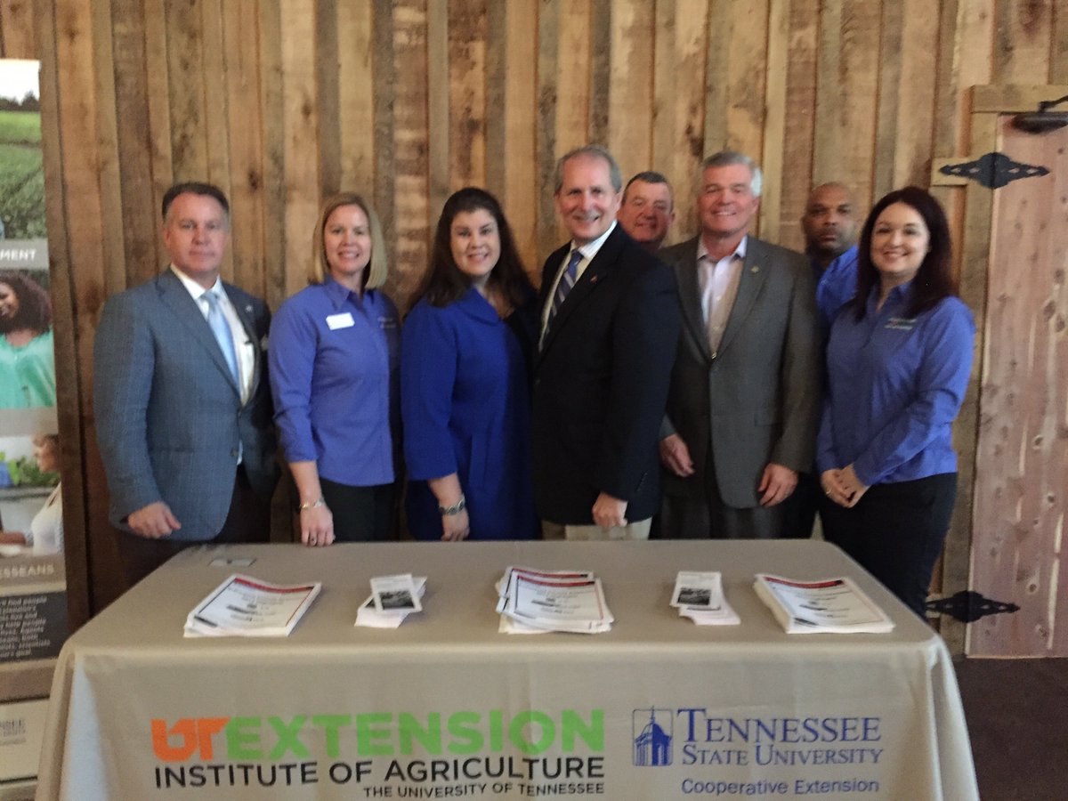 Celebrating Extension Month with friends #reallifesolutions <a href="/RutherfordCoExt/">Rutherford Co Ext</a> <a href="/jimtracy/">Jim Tracy</a> <a href="/billketron/">Mayor Bill Ketron</a> <a href="/dawnwhite/">Dawn Marie White</a>