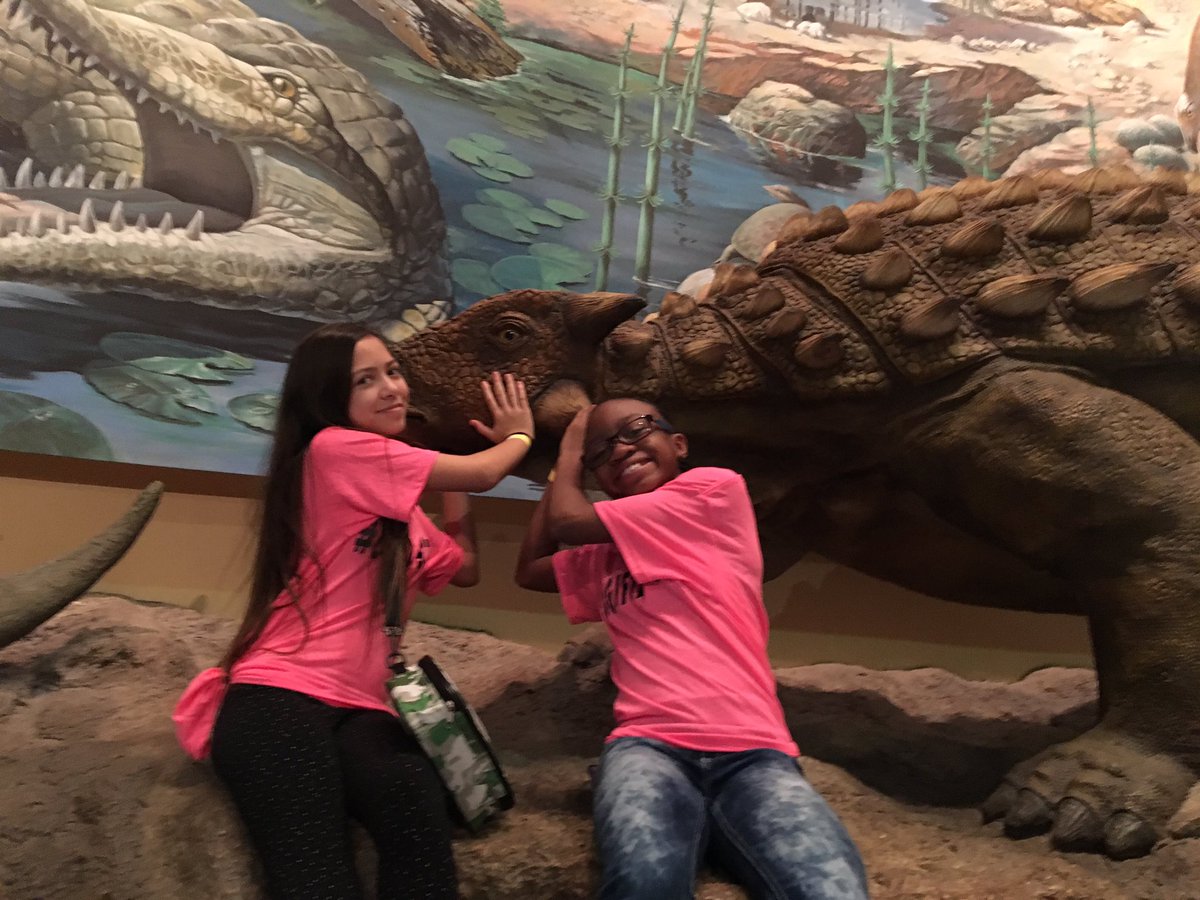 BeckyBuzzbee4me's tweet image. We had a JAW-some time in Atlanta! On our way home. 🐲 🐉 @Supt_LCSS #giftedstrong @sukaratana_lcss