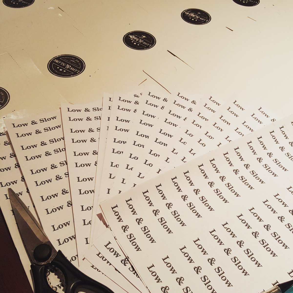 Low&Slow tweet media