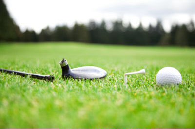 NcfcPaul's tweet photo. @RyanClarke4 - 3 wood only this Sunday #brokendriver https://t.co/JgiFcSjJvu