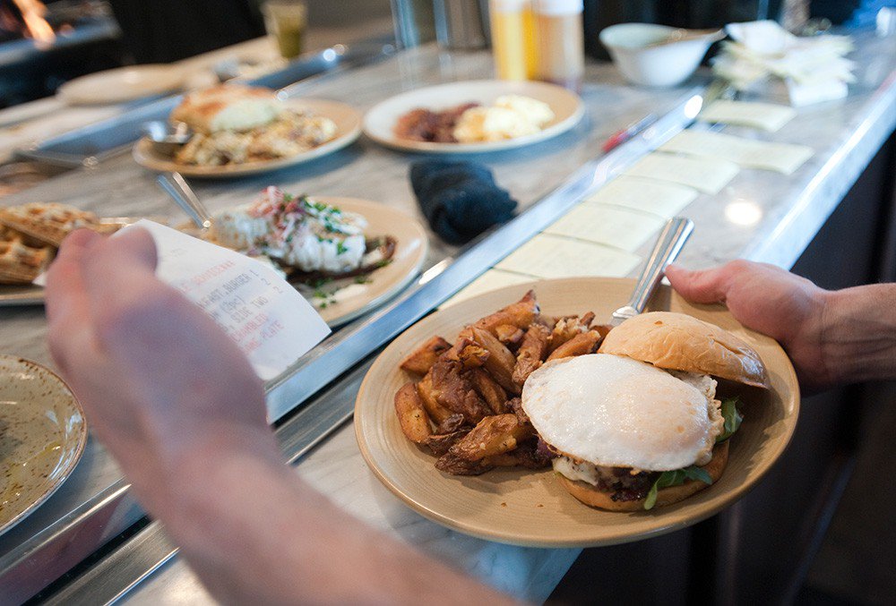 .<a href="/Besaws/">Besaws</a> be back!
The beloved longtime brunch favorite isn't the same—and that's great. portlandmercury.com/food-and-drink…