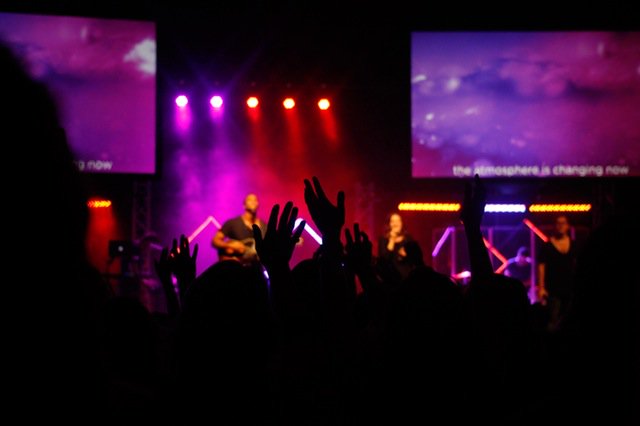 livecube's tweet photo. Five First-Class Tools For Live-Streaming Your Next Event https://t.co/GfJI6i2VbW #eventprofs #eventtech #community https://t.co/TrWN5KcIsa