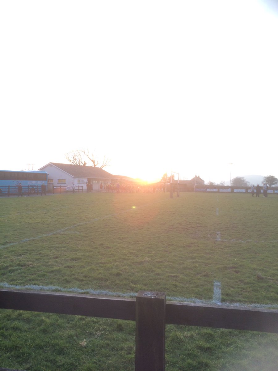 U16sAthletic's tweet photo. Comfortable 20-5 win for the district tonight. Lots of Ath boys involved. Good game to watch #goodperformances πͺπ»πͺπ» https://t.co/C9cO2QDEb1
