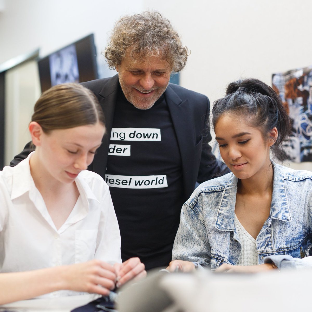 Ah, youth. <a href="/RenzoRosso/">Renzo Rosso</a> finds inspiration in the next-gen during a visit with 
#Melbourne's <a href="/RMIT/">RMIT University</a> #vamff