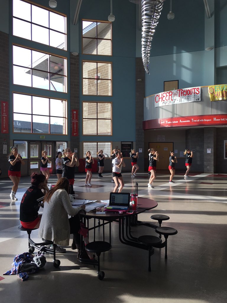 TornadosYHS's tweet photo. Yelm High School cheer tryouts. Good luck ladies👍👍 #tornadopath https://t.co/BkqstTXEgD