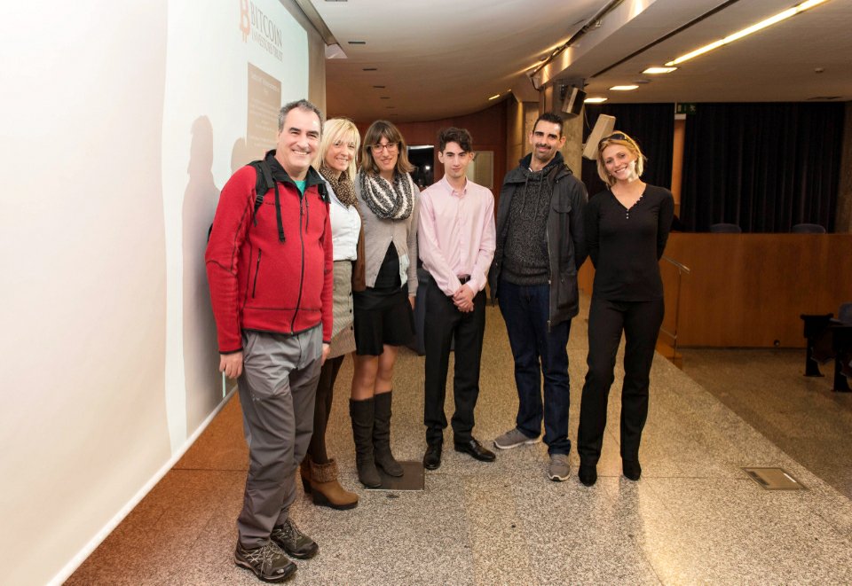 GroupBTCbitcoin's tweet photo. 2n Open Bitcoin Day@UPF #Bitcoin #GroupBTC #BTCfácil #Bitphone https://t.co/ewvJdiXxO7 https://t.co/4KaBp1g9L2