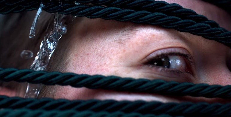 .<a href="/HUORATRON/">HUORATRON</a>’s new video for “XXVI Crimes Of Love” is a nightmare of bondage and drowning: bit.ly/229t5In