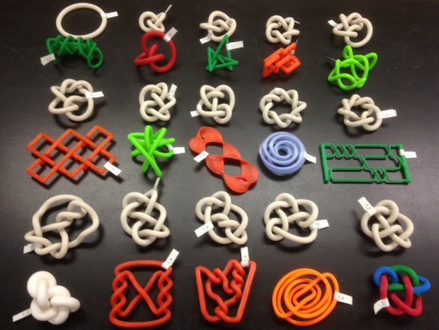 Ultimaker's tweet image. Come meet @mathgrrl at our #SXCreate booth. She’s a math professor known for her amazing math-based 3D models!