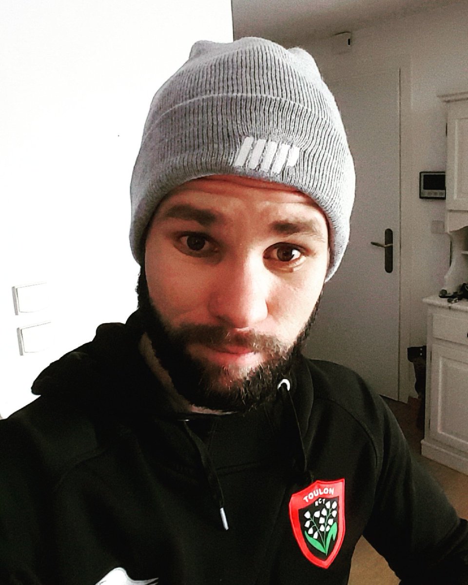 cyril_cnu's tweet photo. bien simpas ce petit bonnet @MyproteinFR https://t.co/ZbAztfhOkh