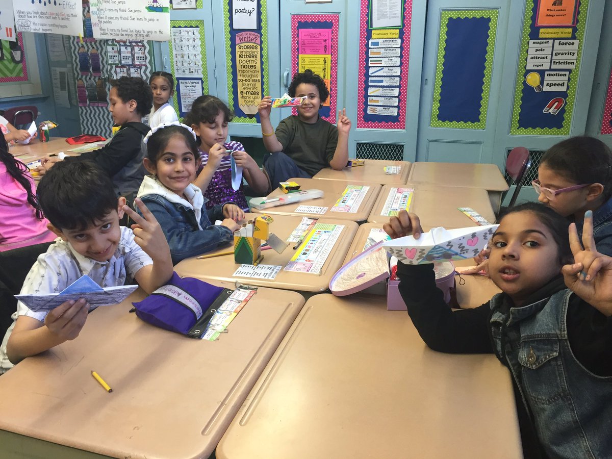 2ndGradeJKO's tweet image. #class201 had a #mysteryreader ! We read "Where the Wild Things Are" and made paper boats! #2ndgrade @PS66JKO