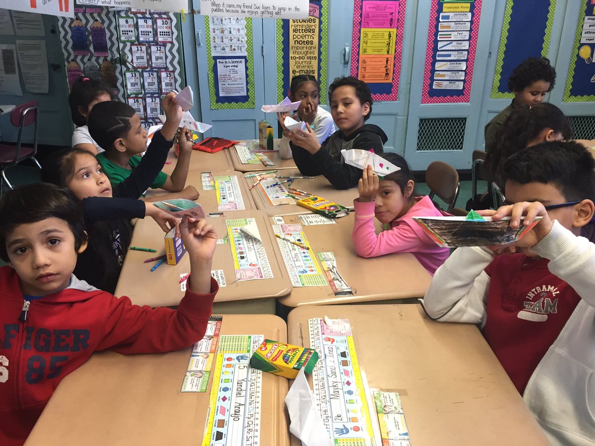2ndGradeJKO's tweet image. #class201 had a #mysteryreader ! We read "Where the Wild Things Are" and made paper boats! #2ndgrade @PS66JKO