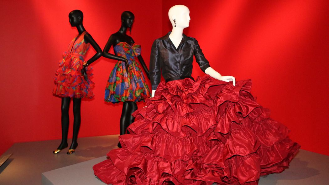 One more day until the <a href="/OscardelaRenta/">Oscar de la Renta</a> retrospective at <a href="/deyoungmuseum/">de Young Museum</a>. Swoon! sf.racked.com/2016/3/11/1120…