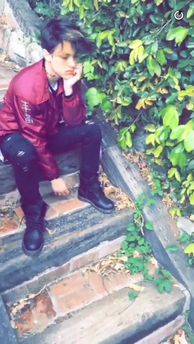 DerekLuhSP's tweet photo. Derek vía snapchat (d_luh) https://t.co/8GO8ZhnUDy