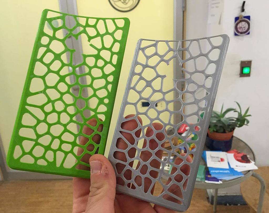 FatCatFabLab's tweet photo. #3d #printed #case #3dprint #3dprinted #printedcase #3dprinter #diy #iphone #iphone6plus https://t.co/fobUuZ8UCZ https://t.co/SjSEp4o6Zn