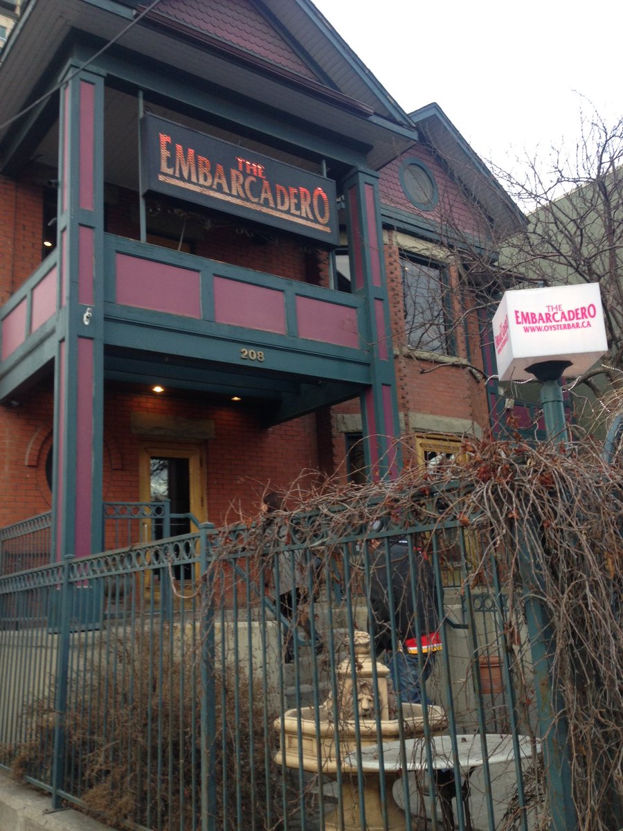 GreekNosh's tweet photo. At Embarcadero Wine & Oyster Bar #BigTasteYYC Calgary, AB #calgarydining #downtowncalgary https://t.co/8zuHjkjM0q
