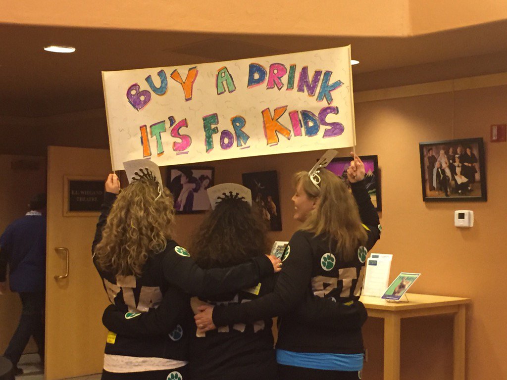 haverlandt's tweet photo. Buy a drink! It's for kids! #spellwhitefish https://t.co/euP58MdJGu