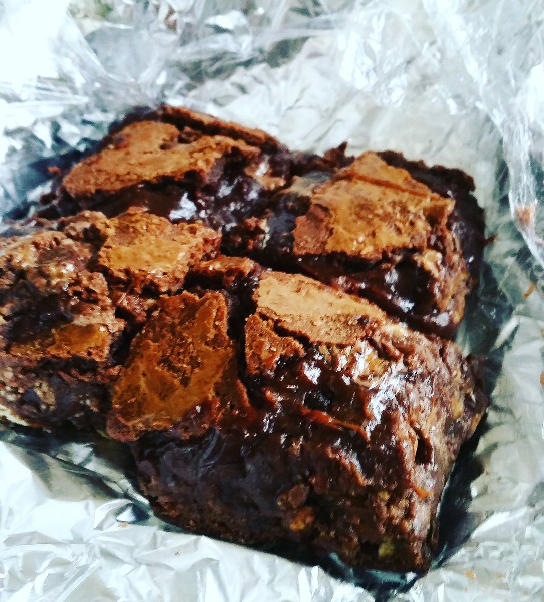 s_tailor's tweet photo. The gooey #chocolate #brownies have been cut! not for the light-hearted...#sonumbakes https://t.co/Rd6mH5O42Q