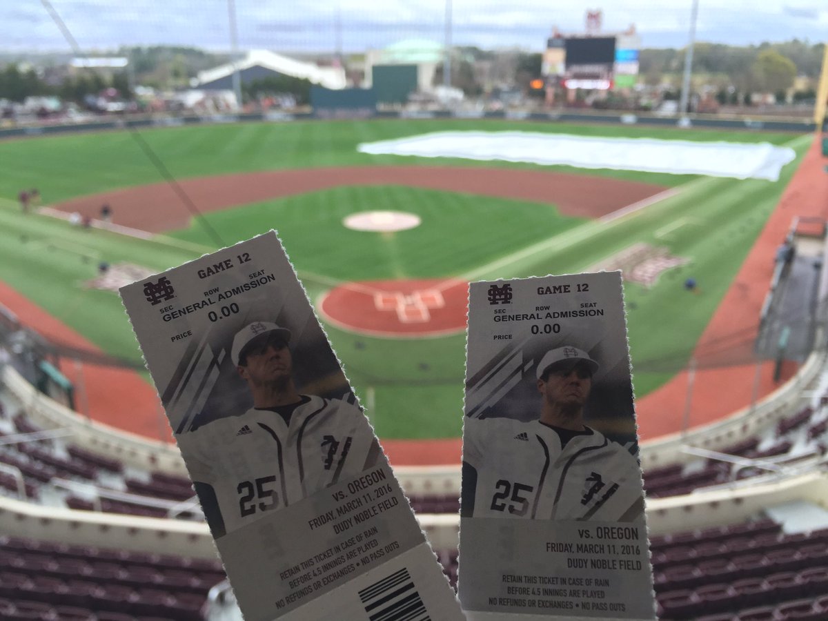 HailStateBB's tweet photo. TONIGHT'S GAME IS STILL ON!
TARP IS OFF!

Retweet this for a chance to win 2 tickets to tonight's game. #HailState https://t.co/bMVr3mPvfG