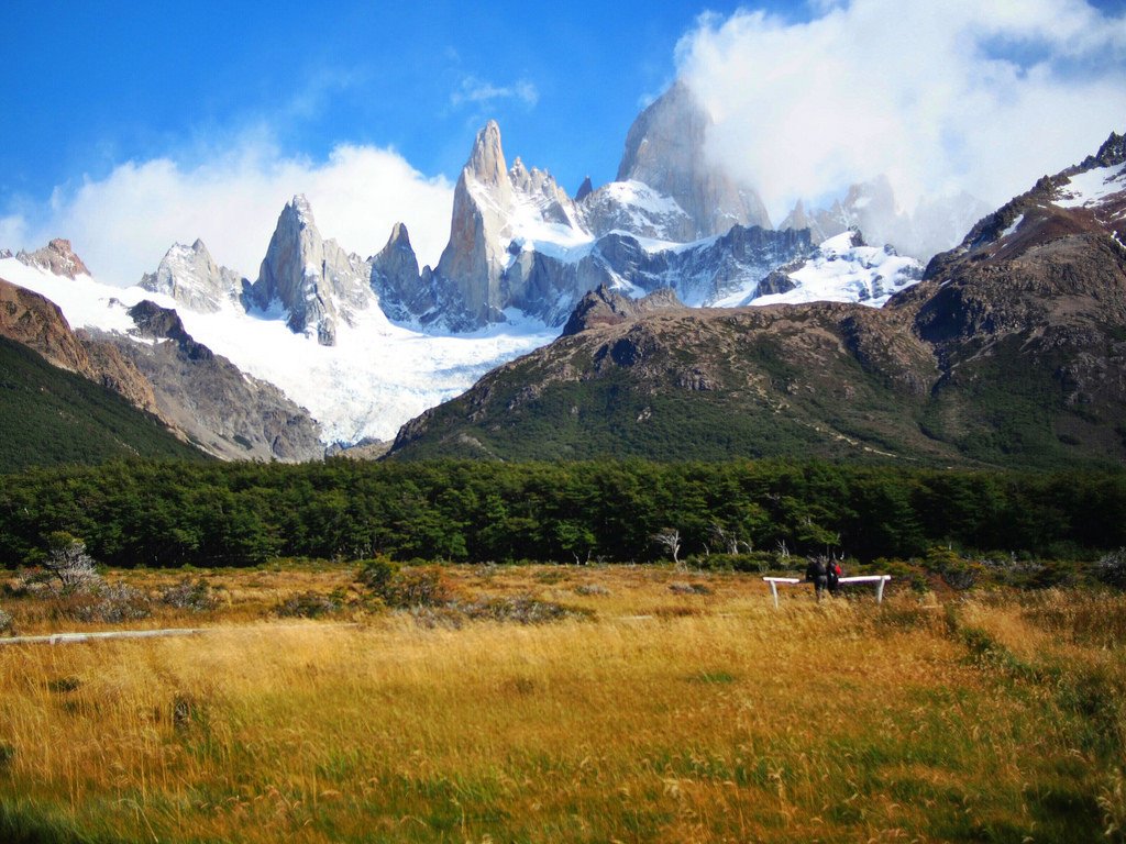 delasvueltas's tweet photo. Arranca el finde, a llenar los pulmones de AMOR POR LA NATURALEZA #Patagonia #chalten #argentina https://t.co/UA4cHQaJvf